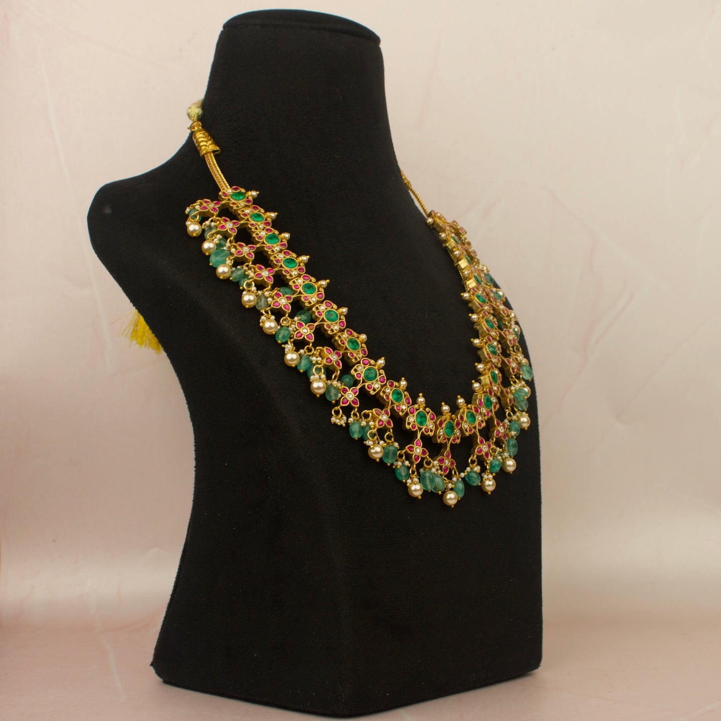 Floral Symphony Jadau Kundan Necklace