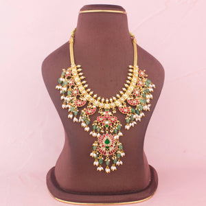 Stylish Jadau Kundan Necklace With Emerald Hangings