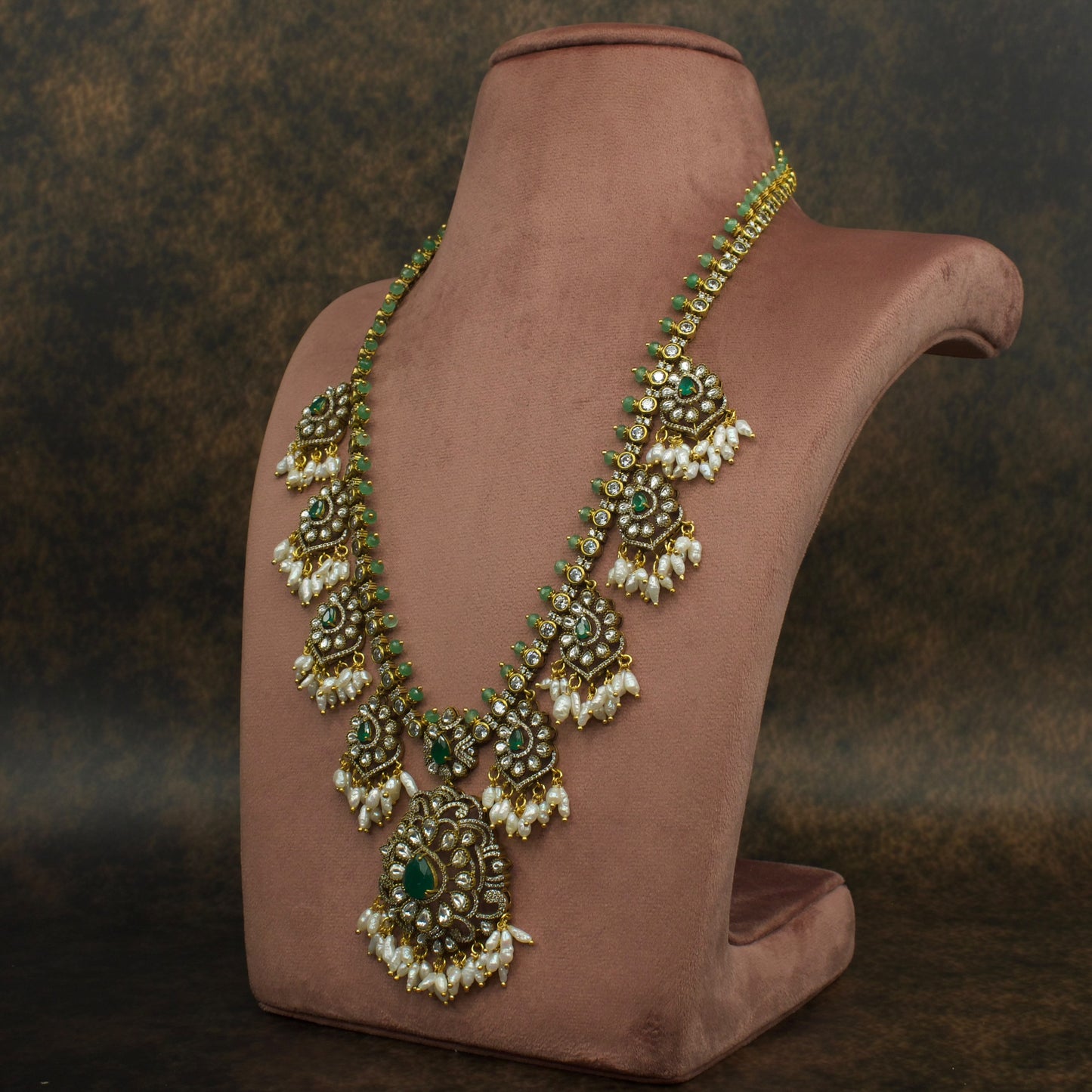 Bridal Victorian Guttapusalu Haram With Earrings