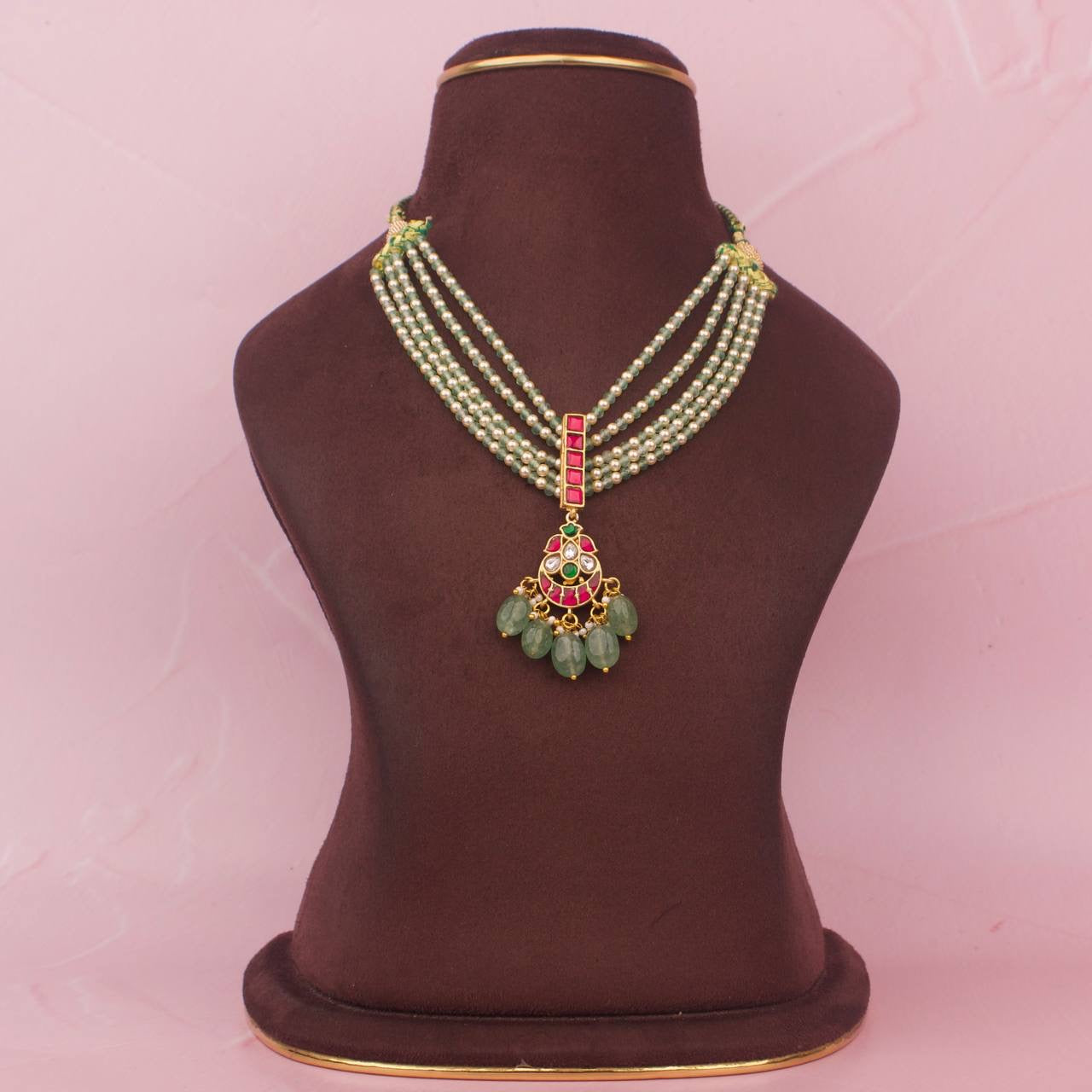 Elegant Beads Chain Necklace With Jadau Kundan Locket