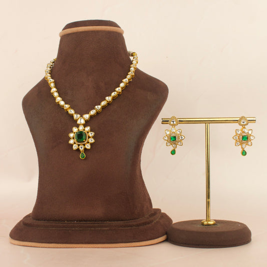 Emerald Radiance Kundan Necklace Set