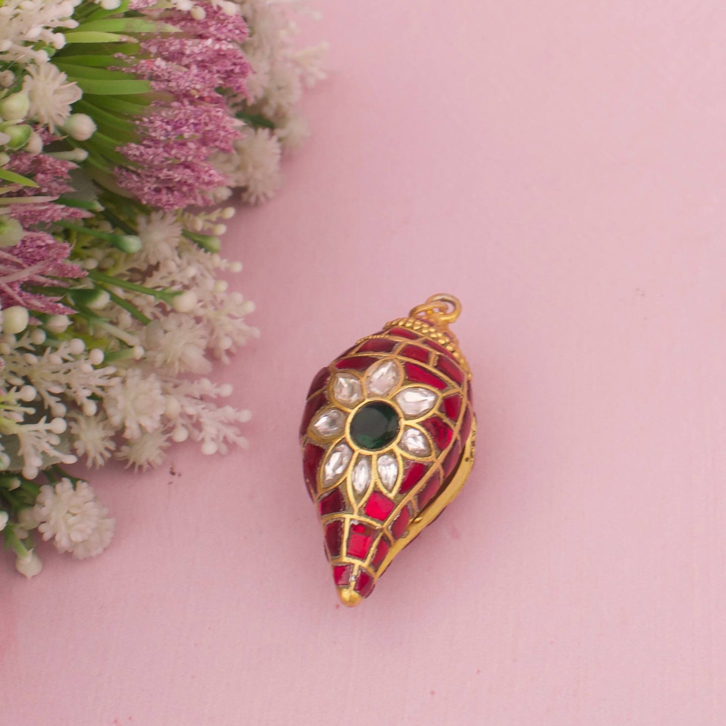Exquisite Shank Design Jadau Kundan Locket