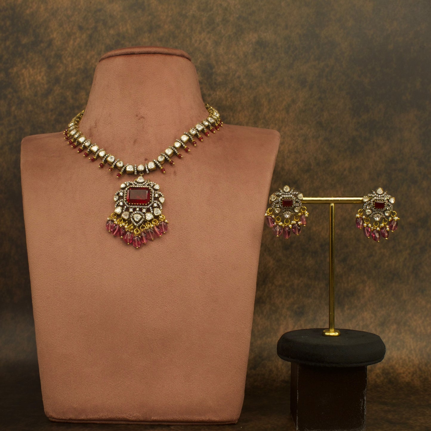 Victorian Polki Delight Necklace Set