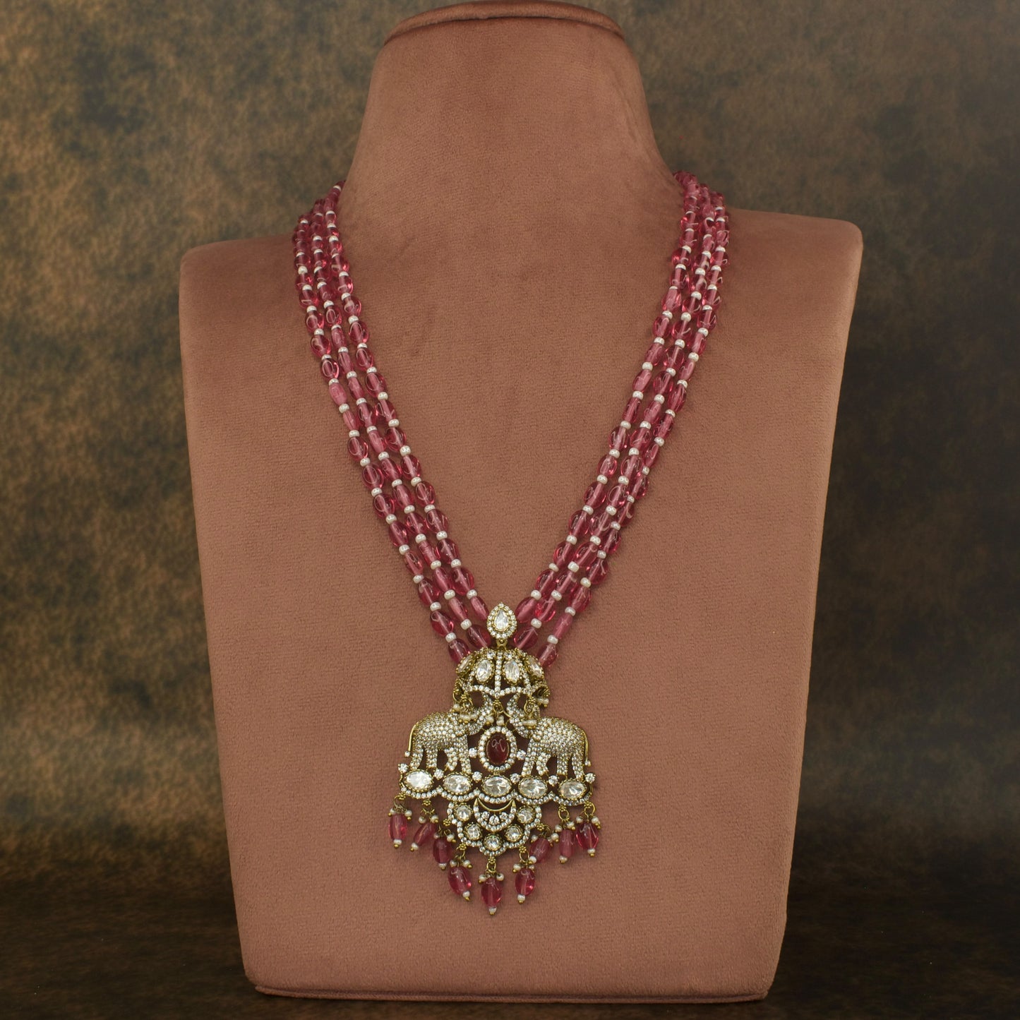 Royal Allure: Victorian Beads Necklace Set with High quality Victorian finish