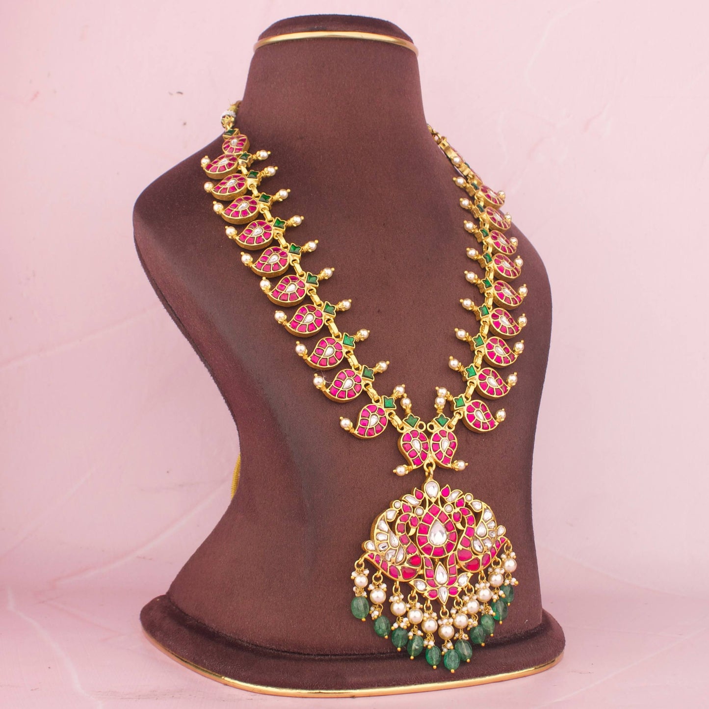 Regal Pink And Green Dual-Sided Mango Haram With Royal Pendant