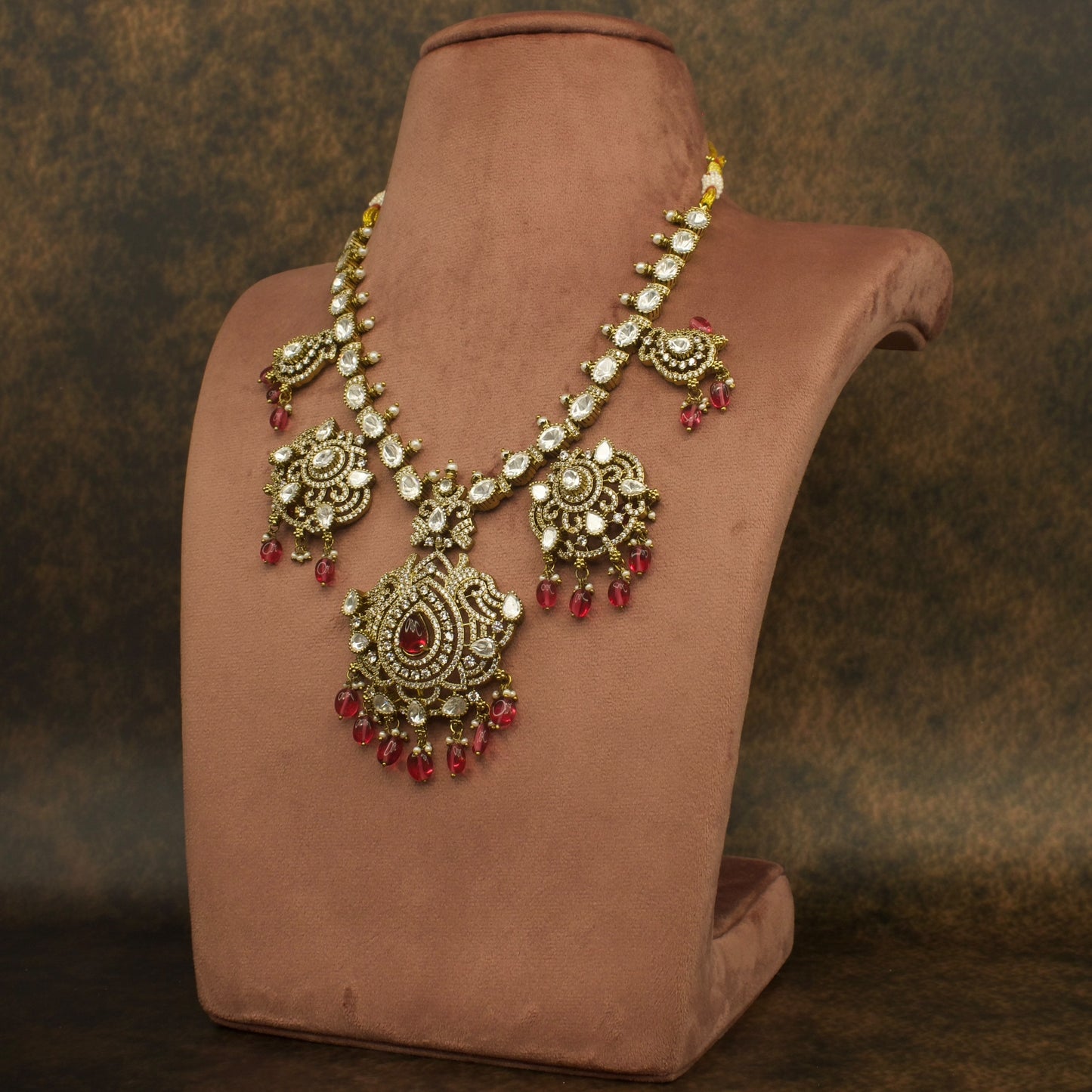 Victorian Polki Grandeur Necklace Set