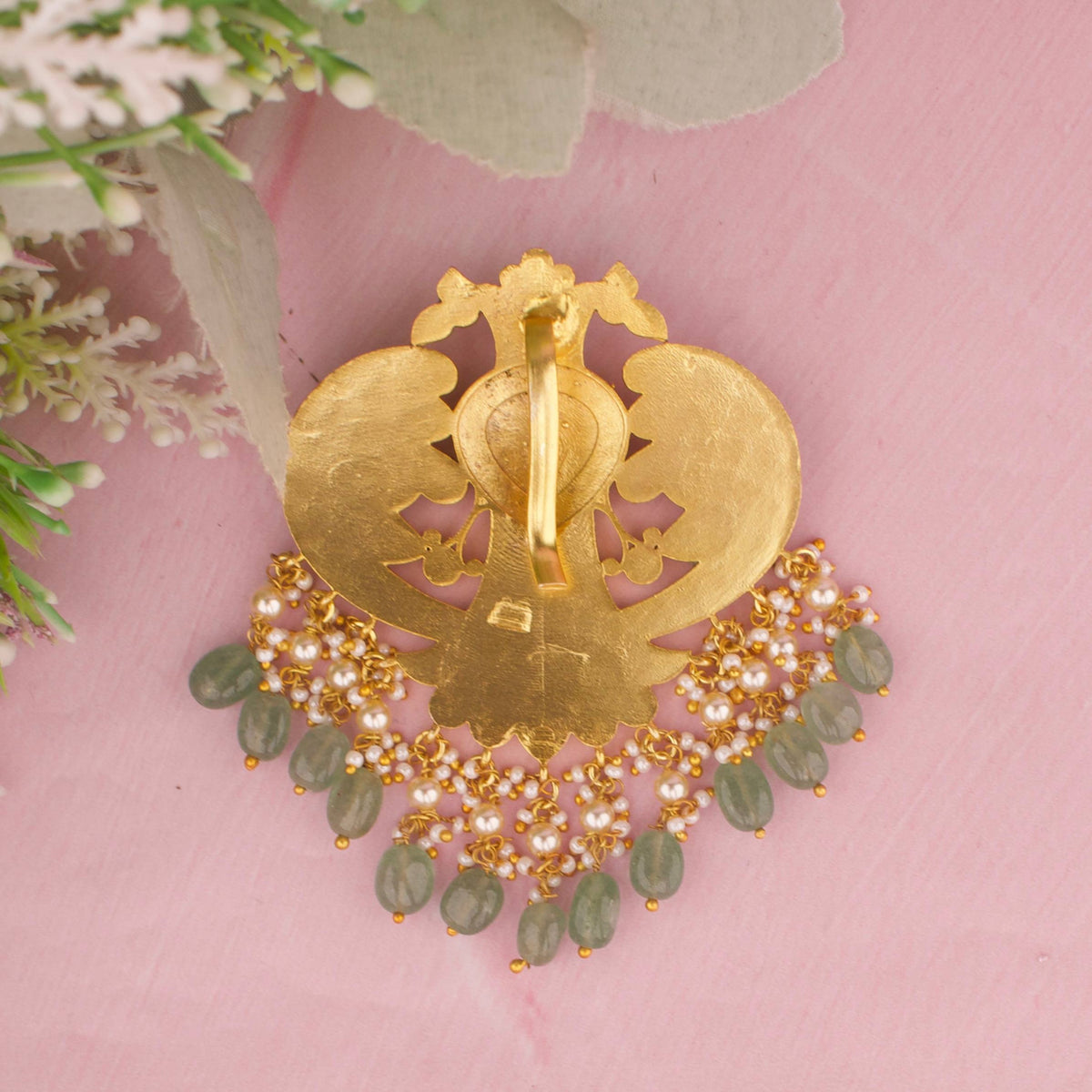 Radiant Jadau Kundan Locket With Strawberry Beads Close-up Design & Gemstone Detailing - Dulhan Jewels