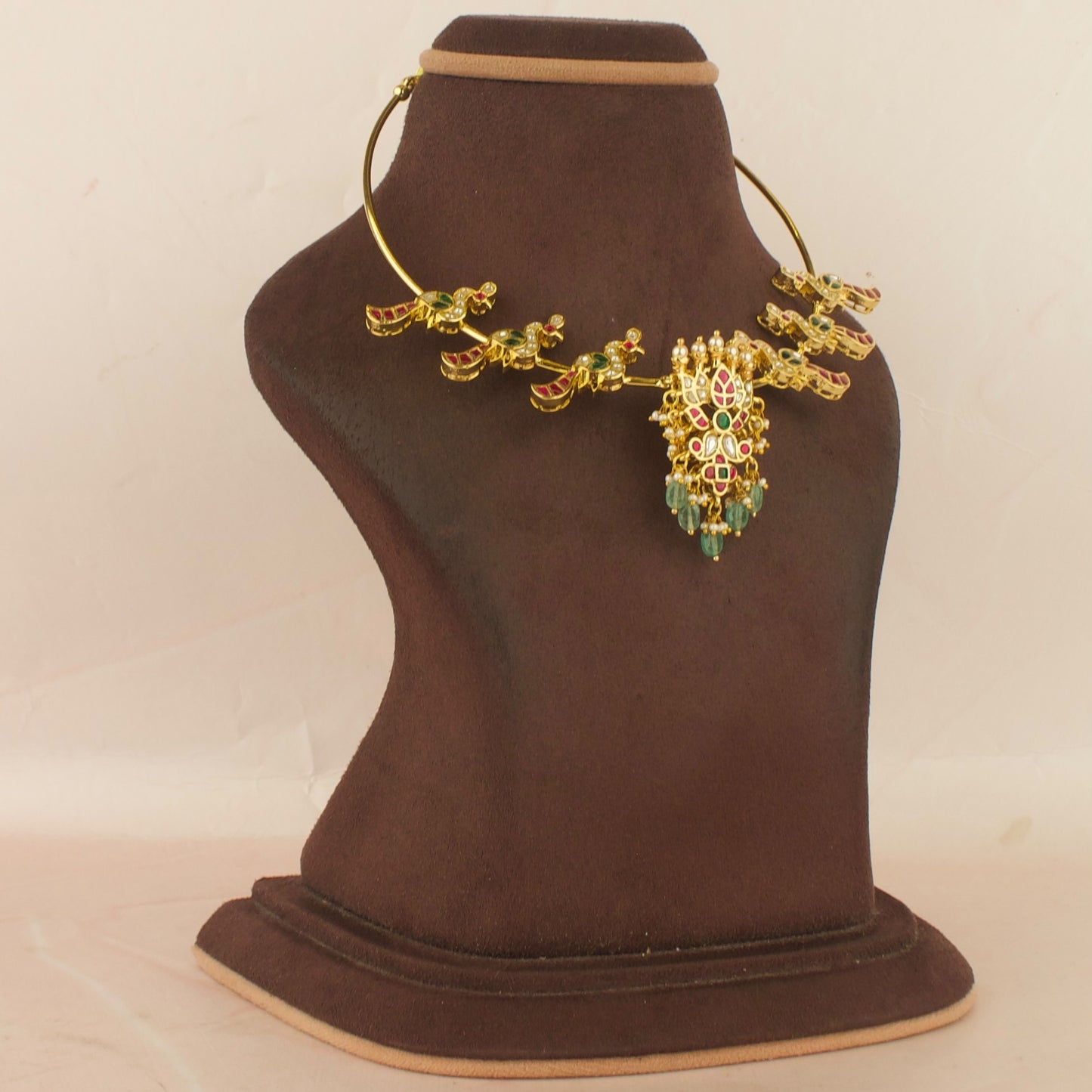 Sleek Unique Lotus Design Jadau Kundan Necklace