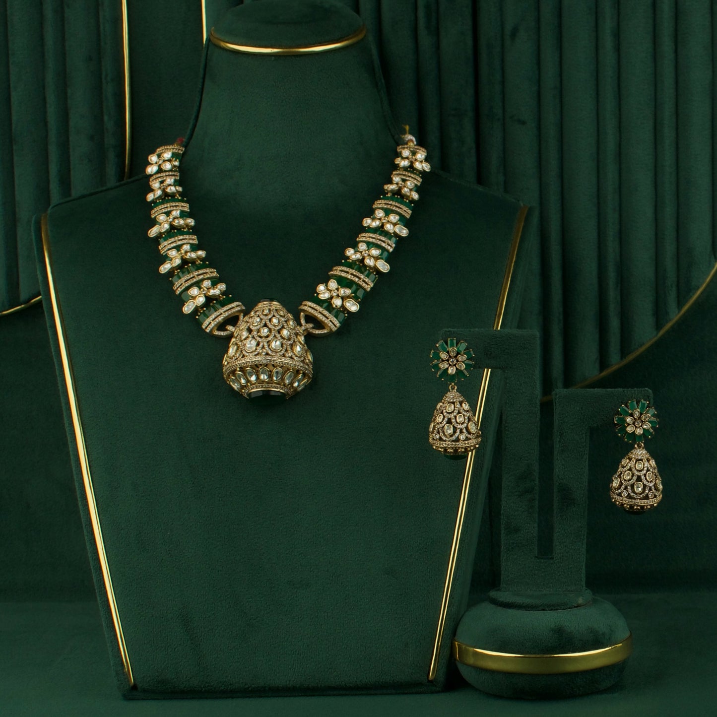 Diamond Victorian Kanti Necklace Set