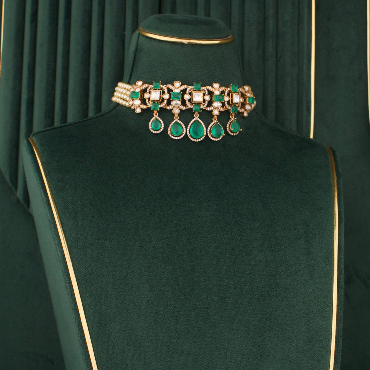Victorian Emerald Choker Necklace with Pearl Side Strands Close-up Design & Gemstone Detailing - Dulhan Jewels