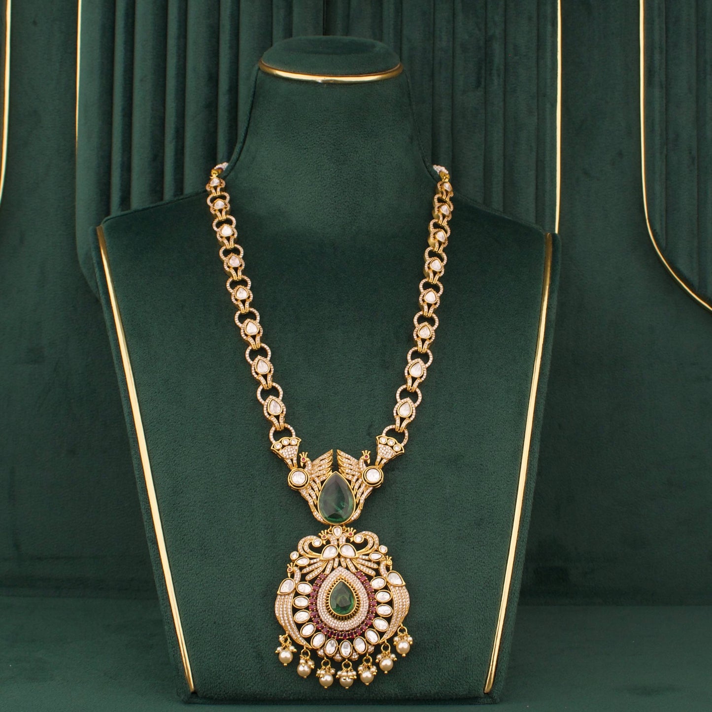 Designer Victorian Necklace Set With Matching Earrings