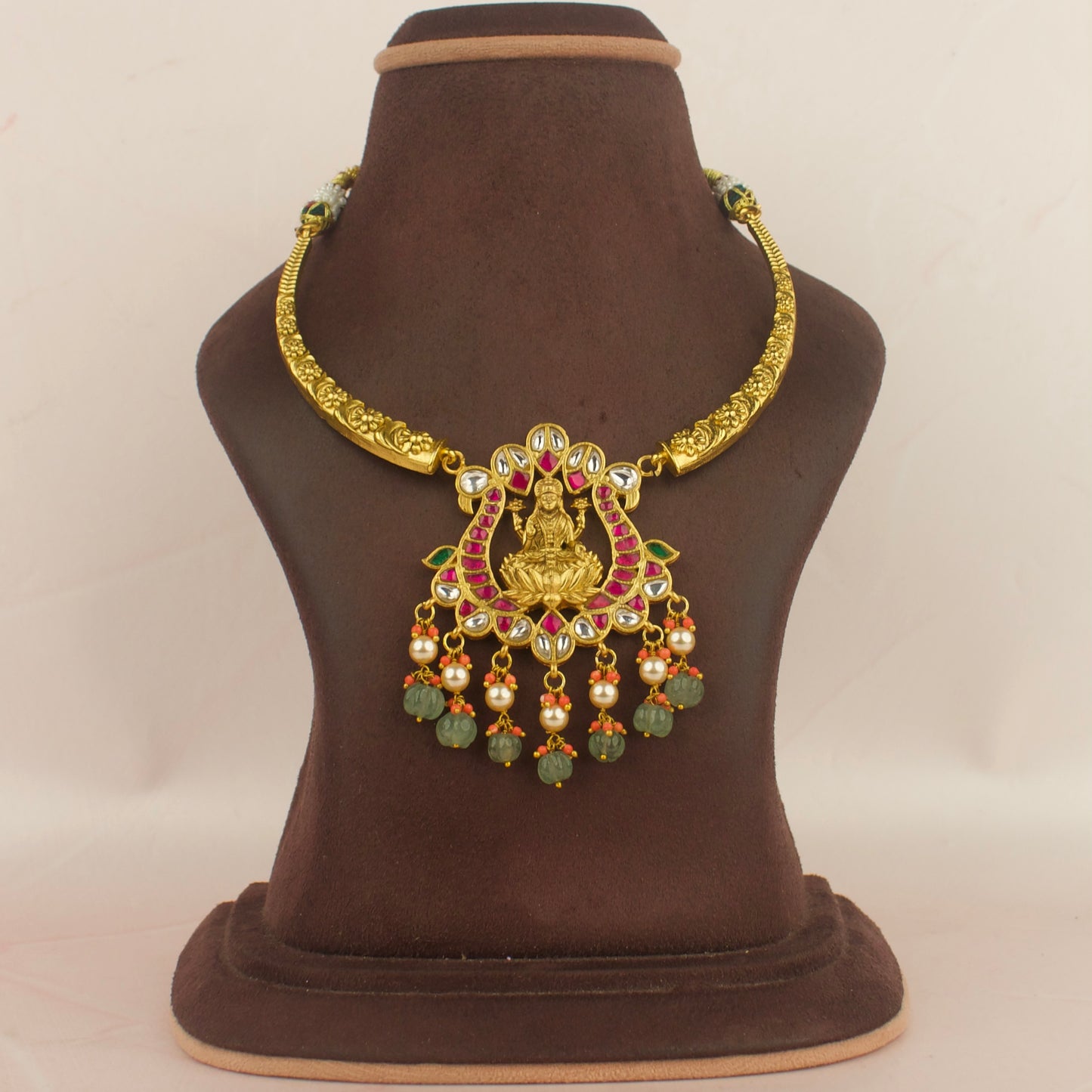 Divine Laxmi Devi Kanti Necklace With Bead & Pearl Hangings