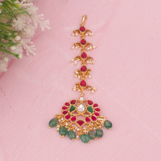 Royal Jadau Kundan Maang Tikka With Emerald Drops