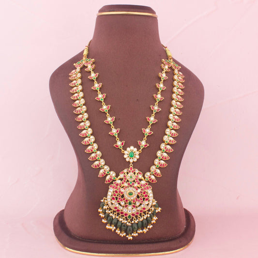 Exclusive Jadau Kundan Necklace With Strawberry Beads