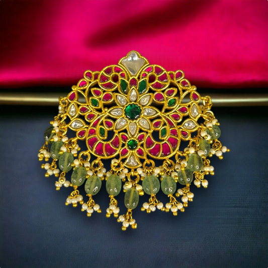 Exquisite Floral Ruby and Emerald Jadau Kundan Pendant 22k gold plating . This product belongs to Jadau Kundan jewellery category 