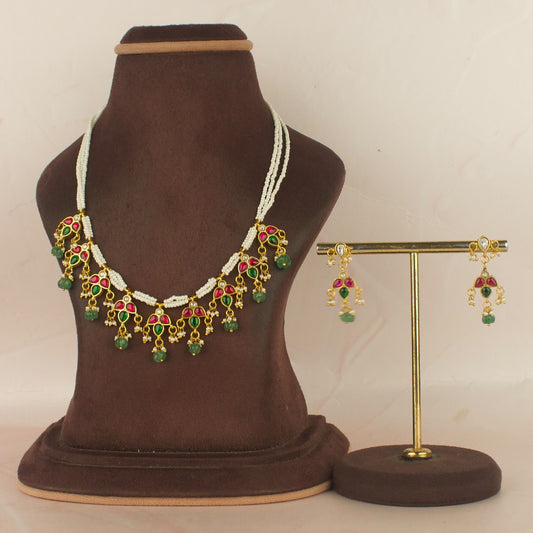 Unique Bold Design Jadau Kundan Beads Necklace with Matching Earrings