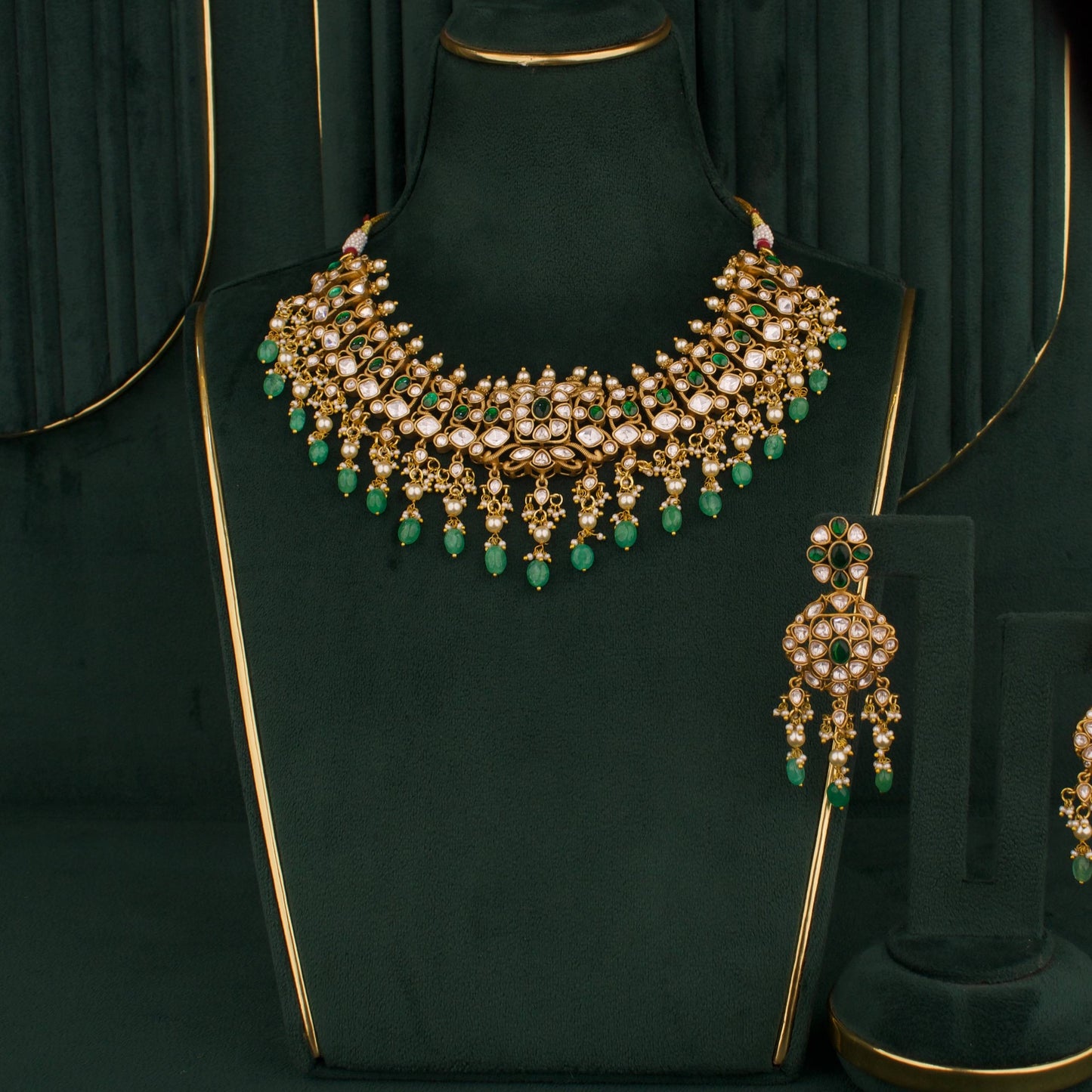 Fusion Mehandi Victorian Emerald Polki Necklace Set