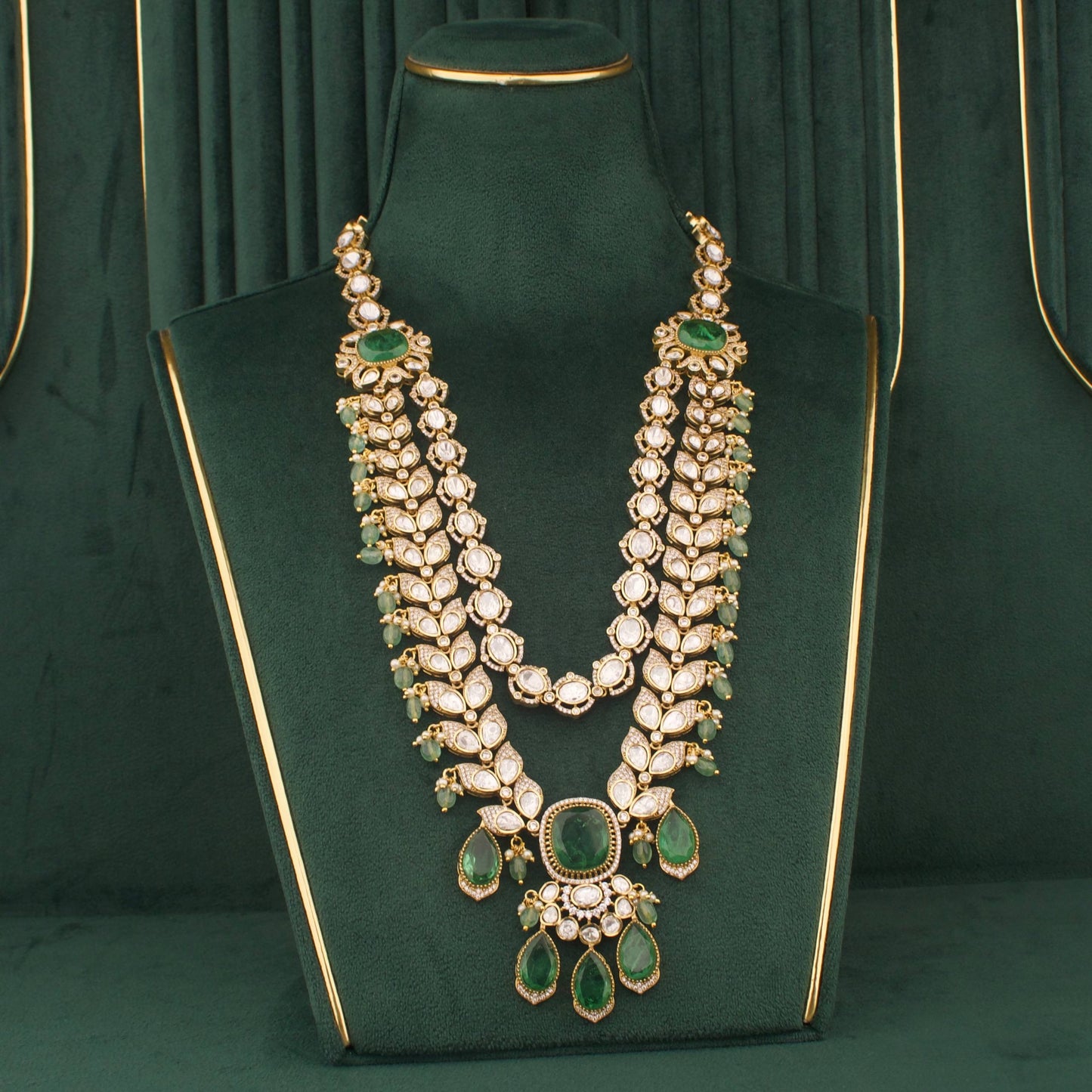 Royal Emerald Necklace Set With Matching Earrings