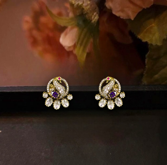 Casual Victorian peacock Studs in screw-back style. This Victorian Jewellery is available in Red,Green & Purple colour variants. 