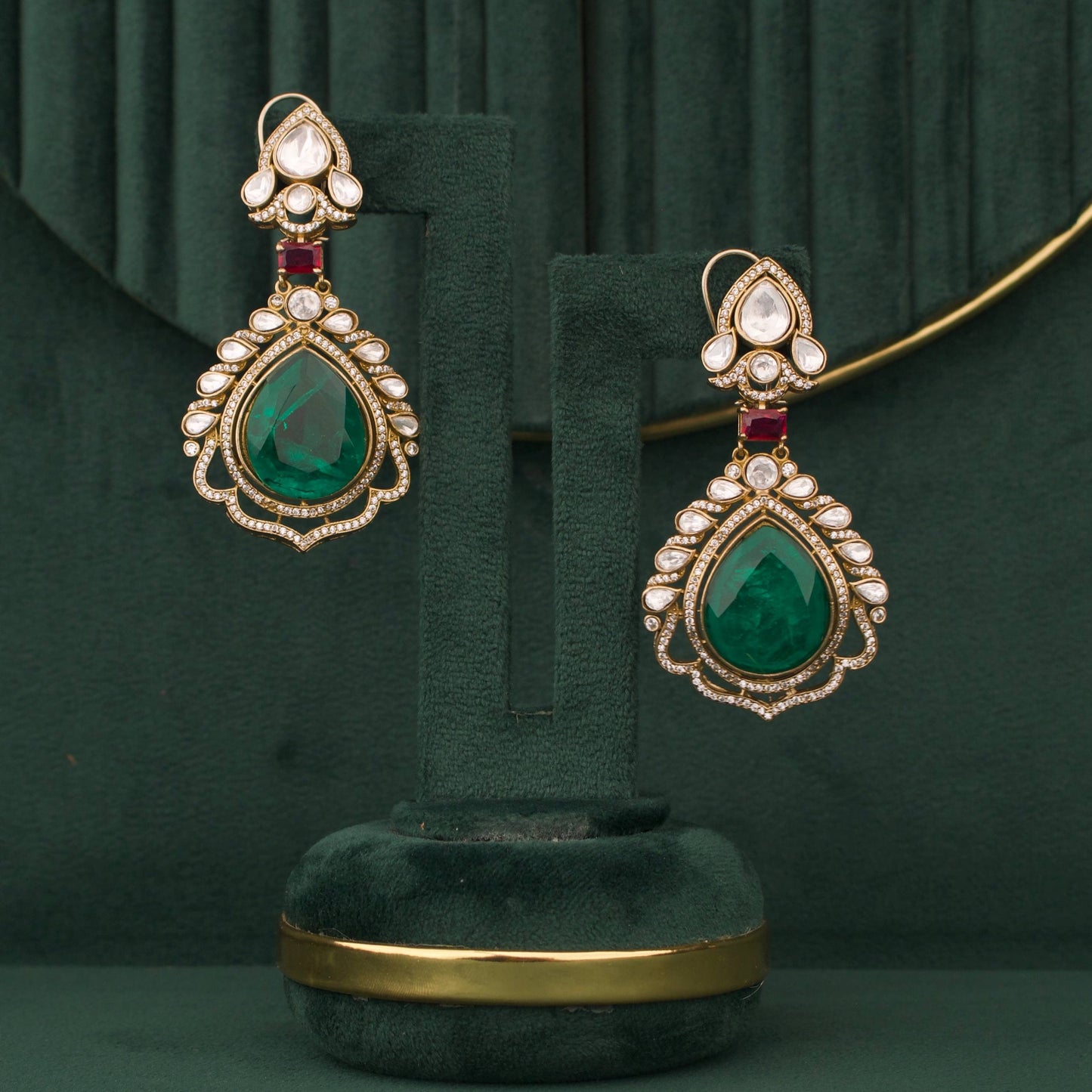 Bridal Victorian Polki Layered Necklace With Matching Earrings