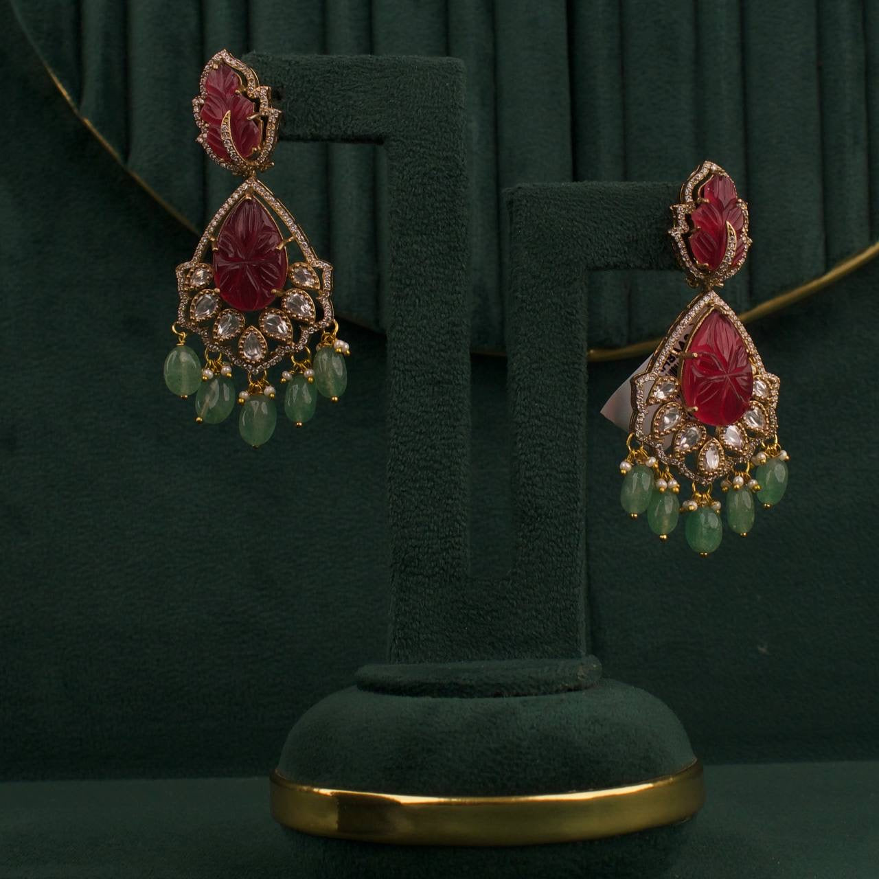 Graceful Floral Design Victorian Finishing Long  Necklace With Earrings