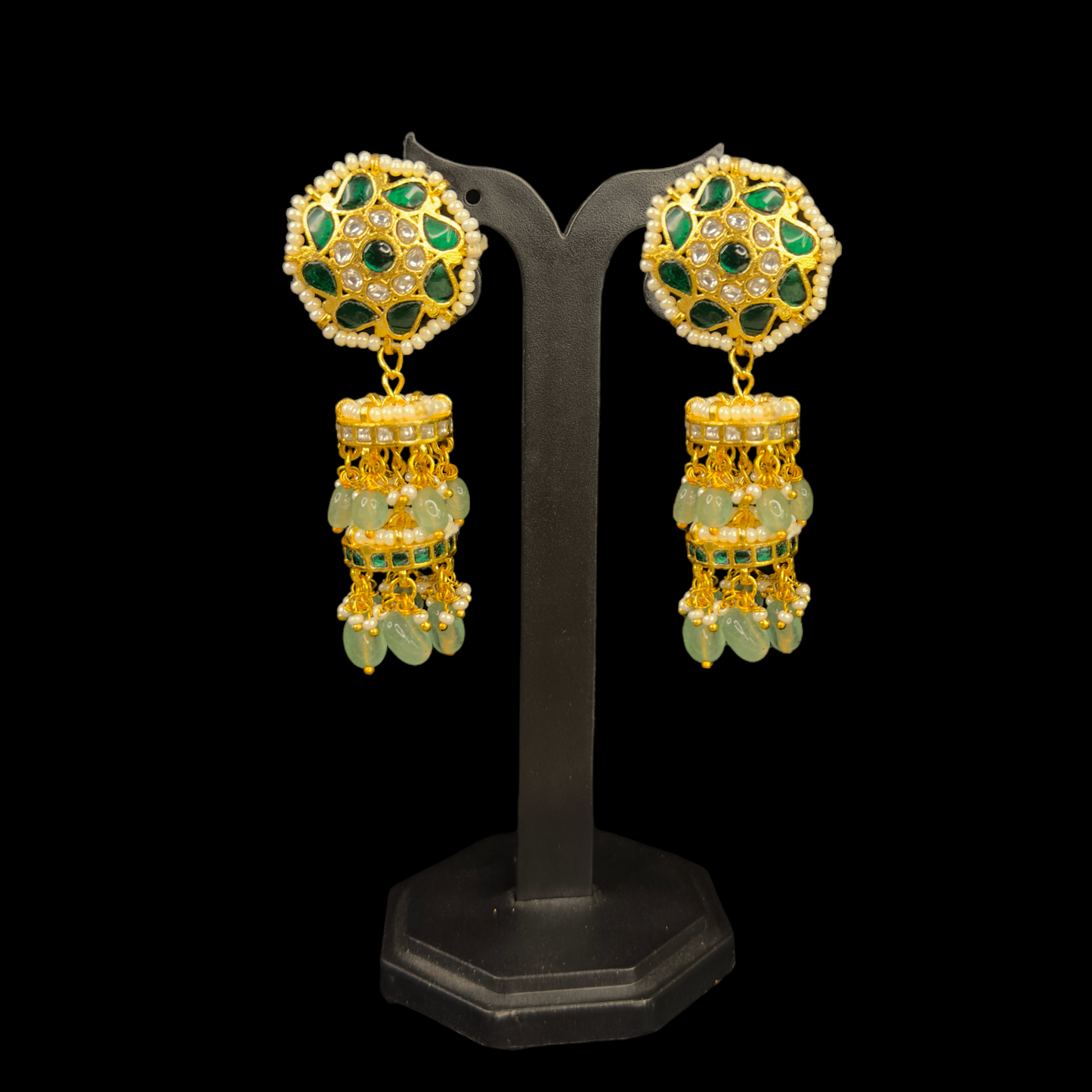 Emerald-Encrusted Jadau Kundan Jhumka Earrings