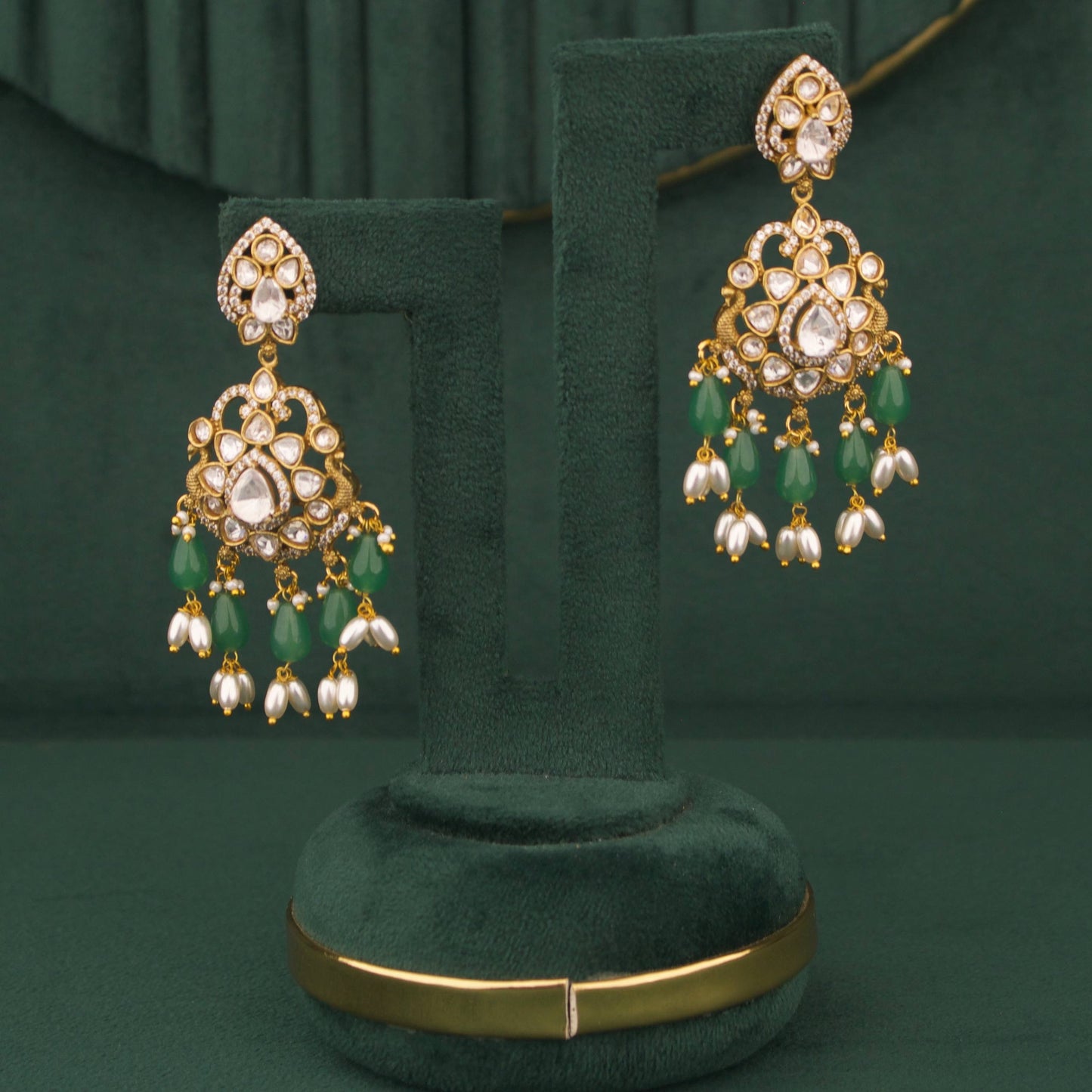 Bridal Necklace Set With Green Beads And Matching Earrings