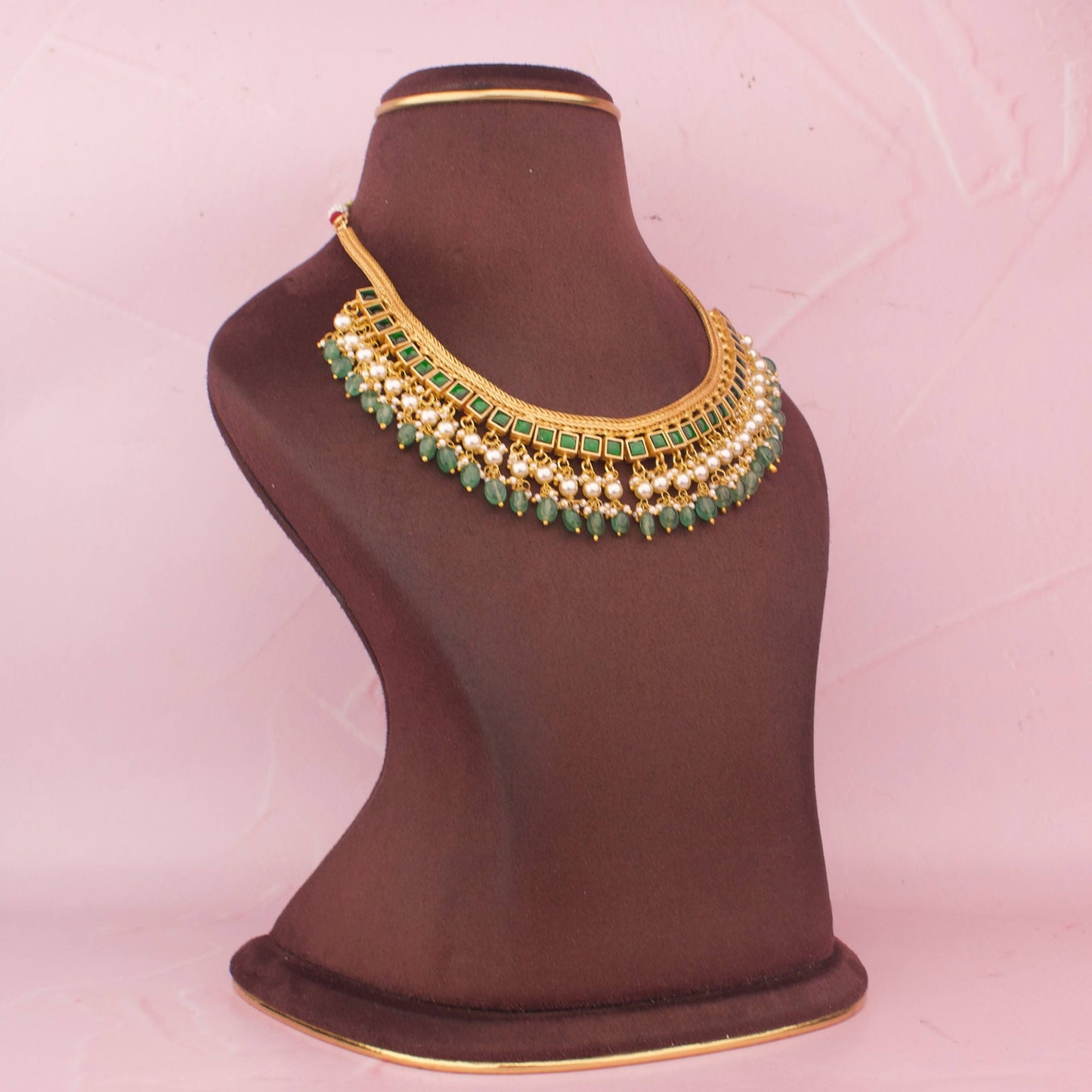 Jadau kundan Jalebi Necklace With Pearls And Green Bead Hangings