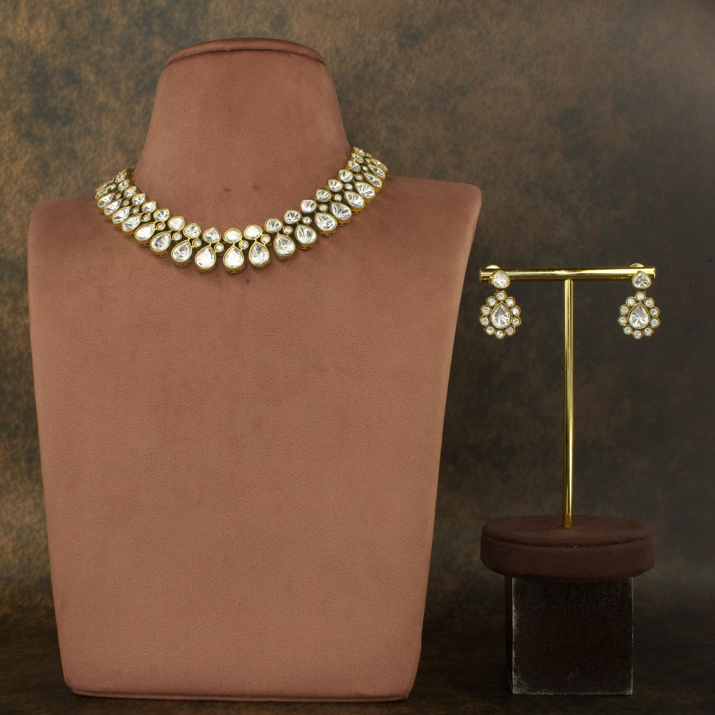 Timeless Elegance: Victorian Polki Necklace Set with high quality Victorian finish