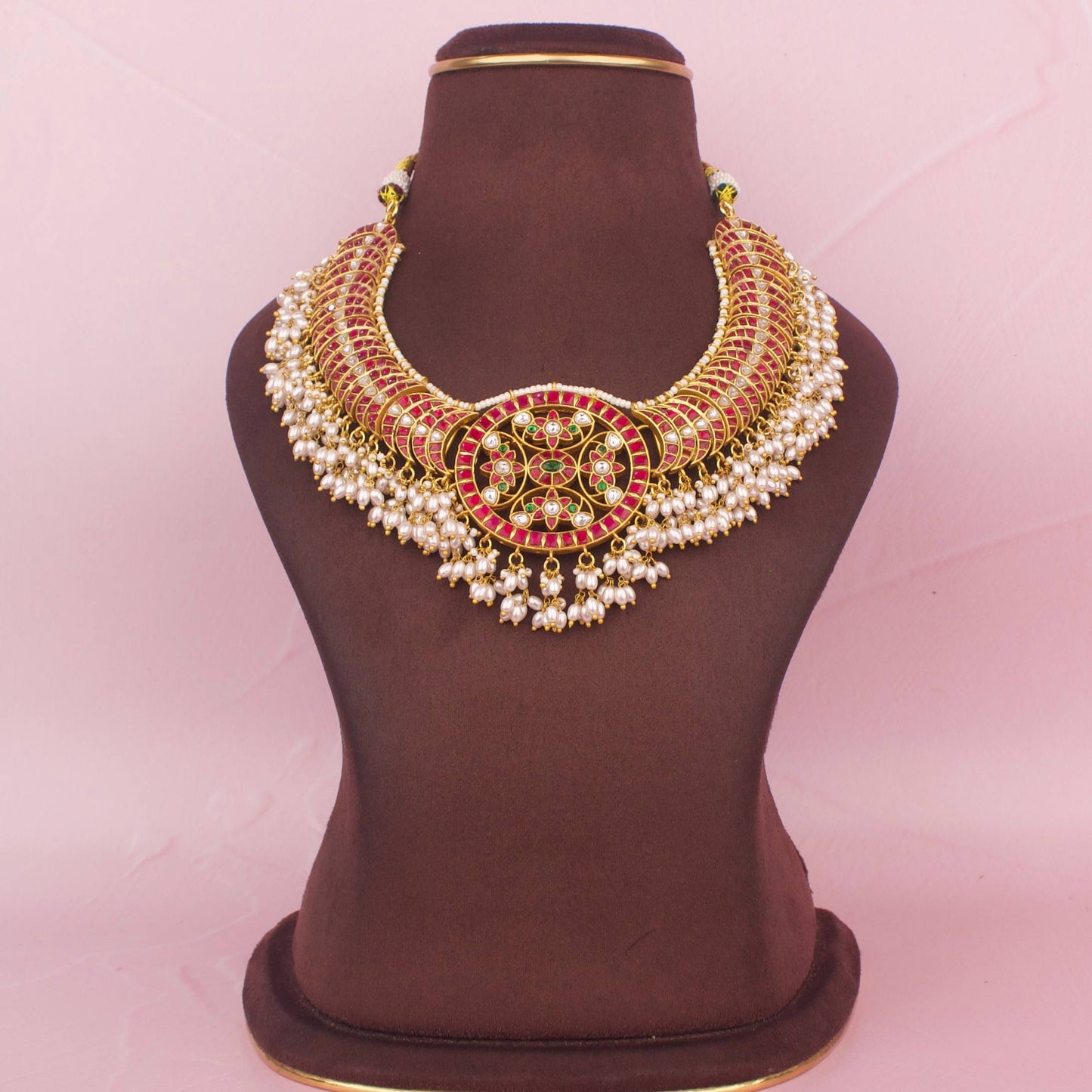 Traditional Gold Inspired Jadau Kundan Guttapusalu Necklce