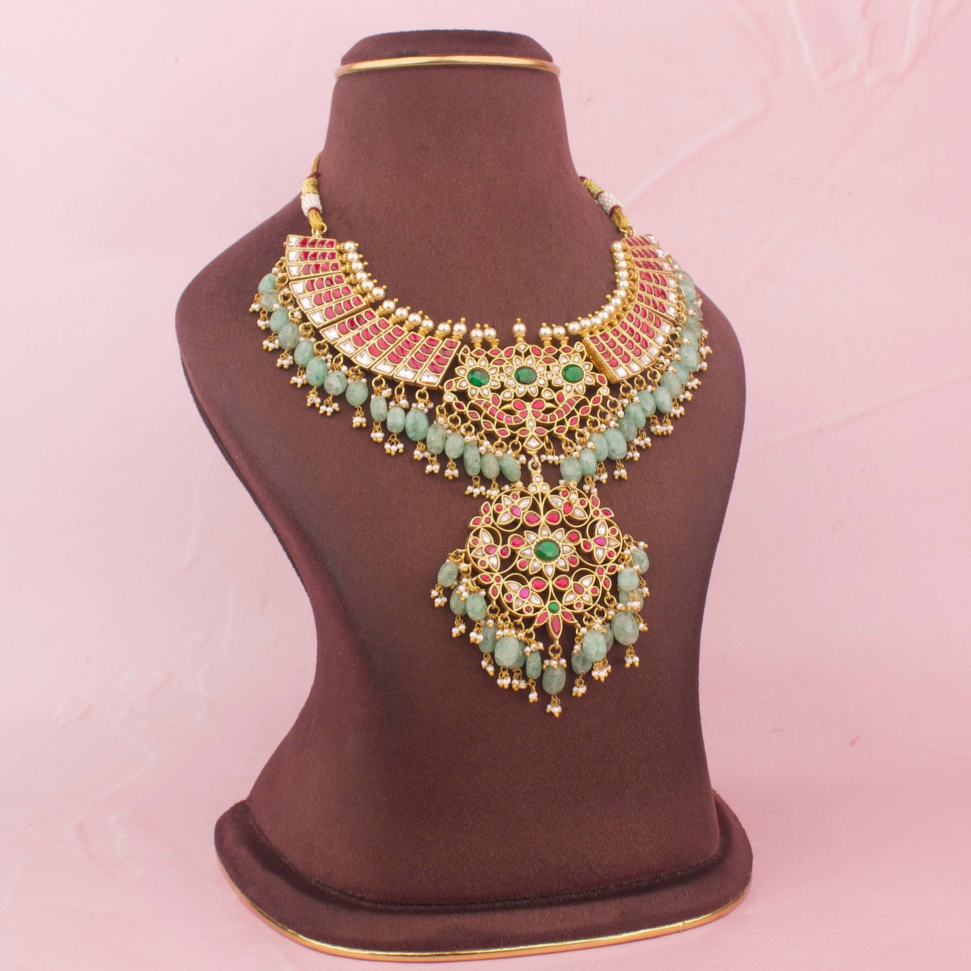 Close-Up Detail View of Gold inspired Jadau Kundan Necklace With  Bead Hangings | Dulhan Jewels