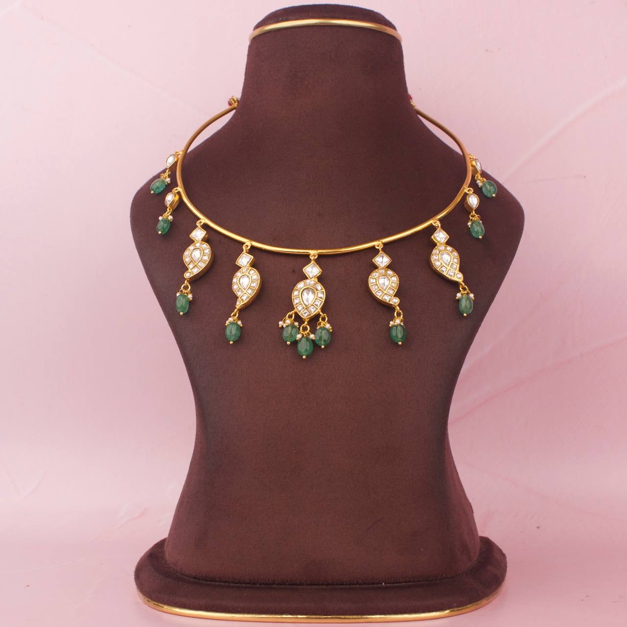 Sleek Reversible Jadau Kundan Kanti Necklace