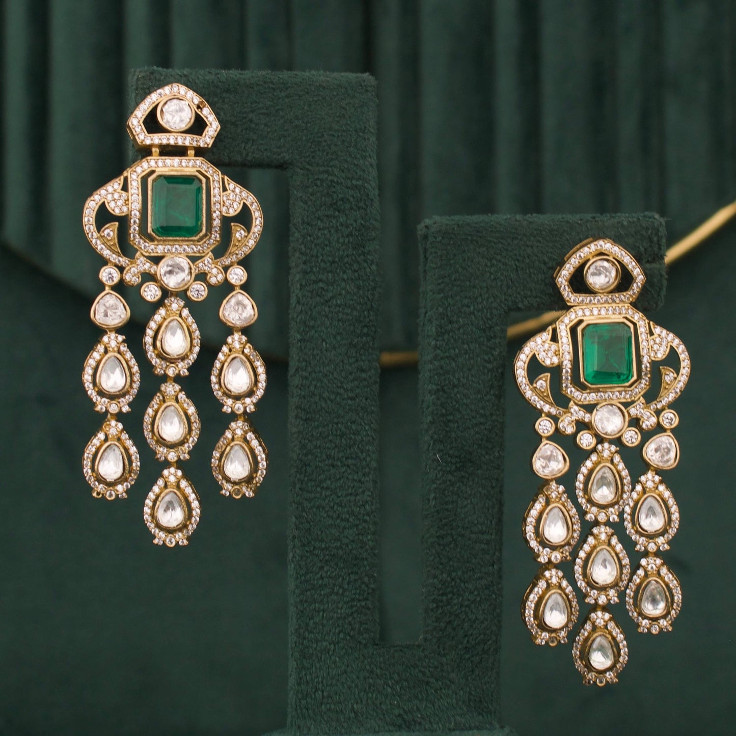 Premium Grand Victorian Polki Necklace Set With Emerald Stone And Matching Earrings