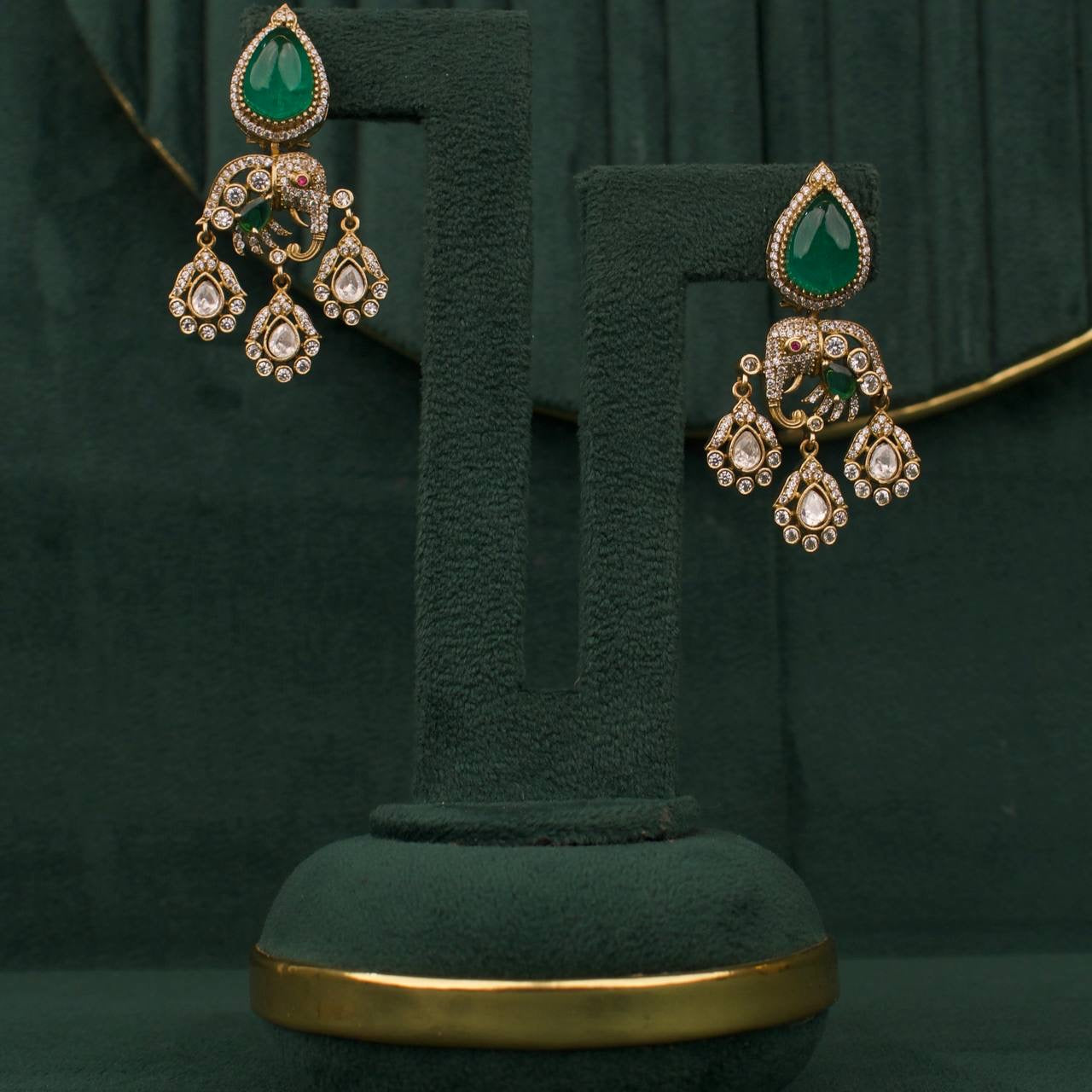 Bridal Victorian Polki Necklace Set With Matching Earrings