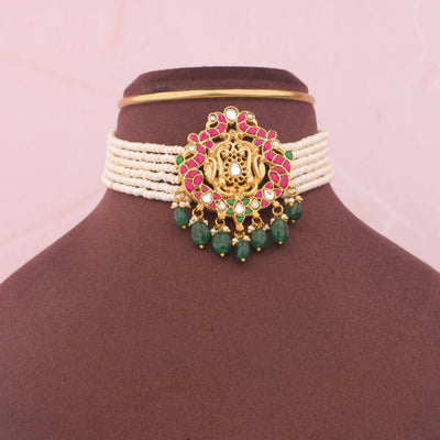 Pearl Choker Necklace With Green Drops