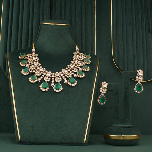 Elegant Victorian Polki Necklace Set With Emerald Drops