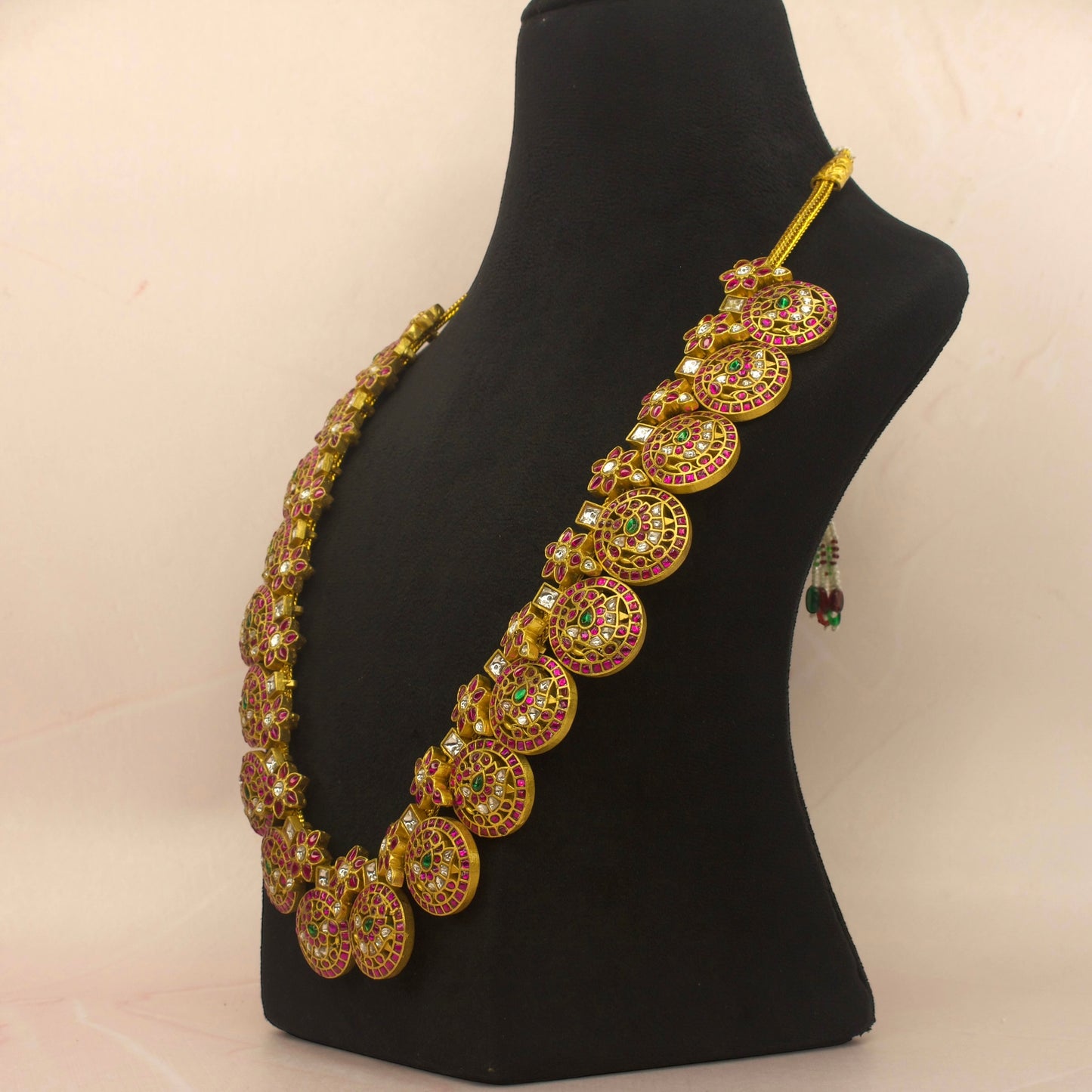 Traditional bridal wear jadau kundan bottumala Haram