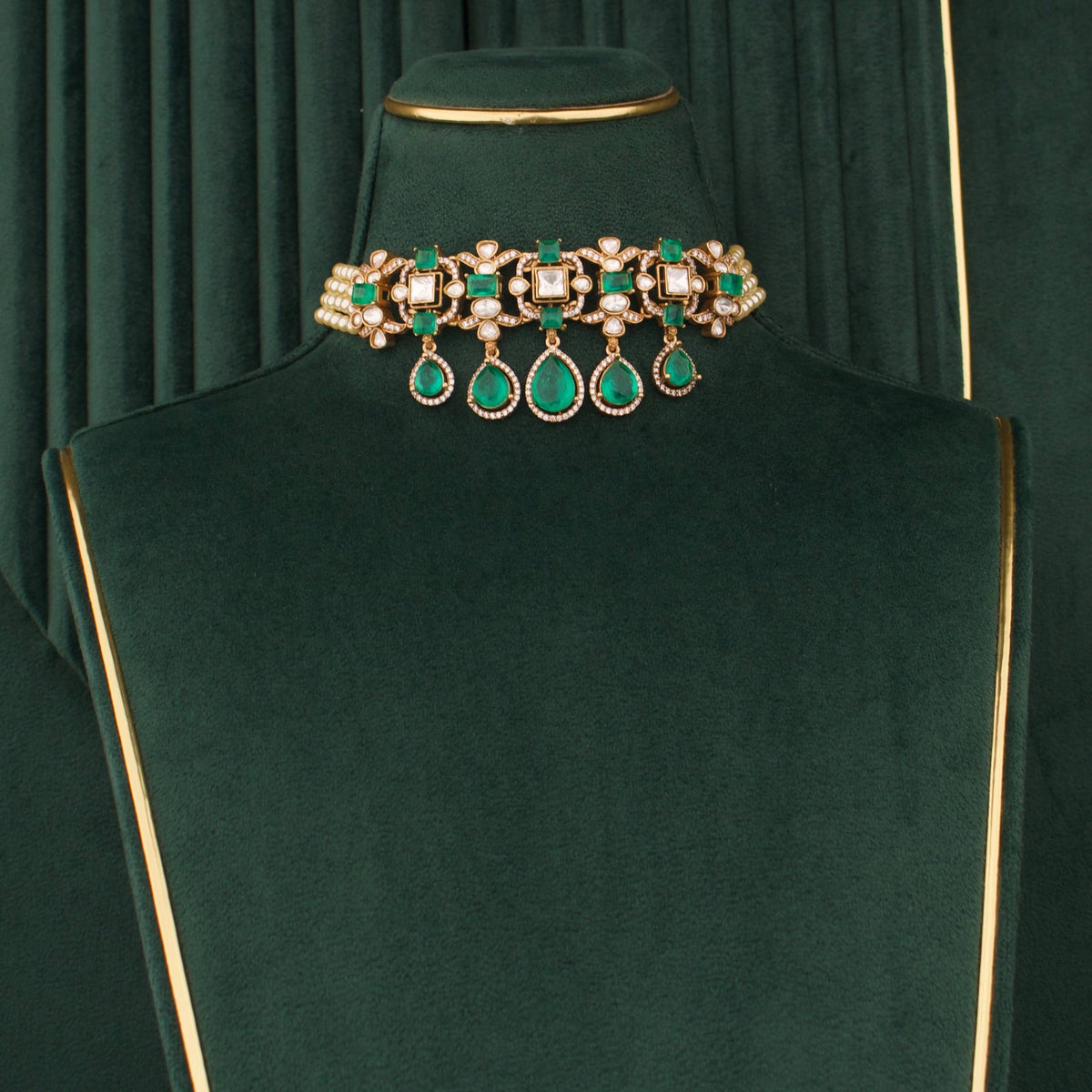 Victorian Emerald Choker Necklace with Pearl Side Strands Craftsmanship & Detail View - Dulhan Jewels