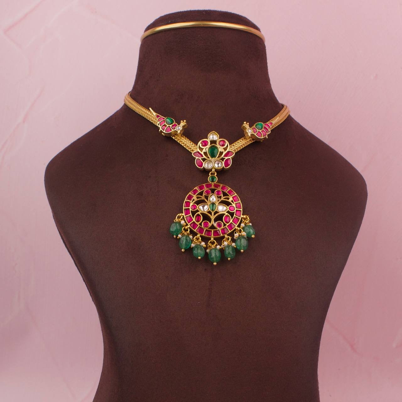 Gold Style Nantad Chain Necklace