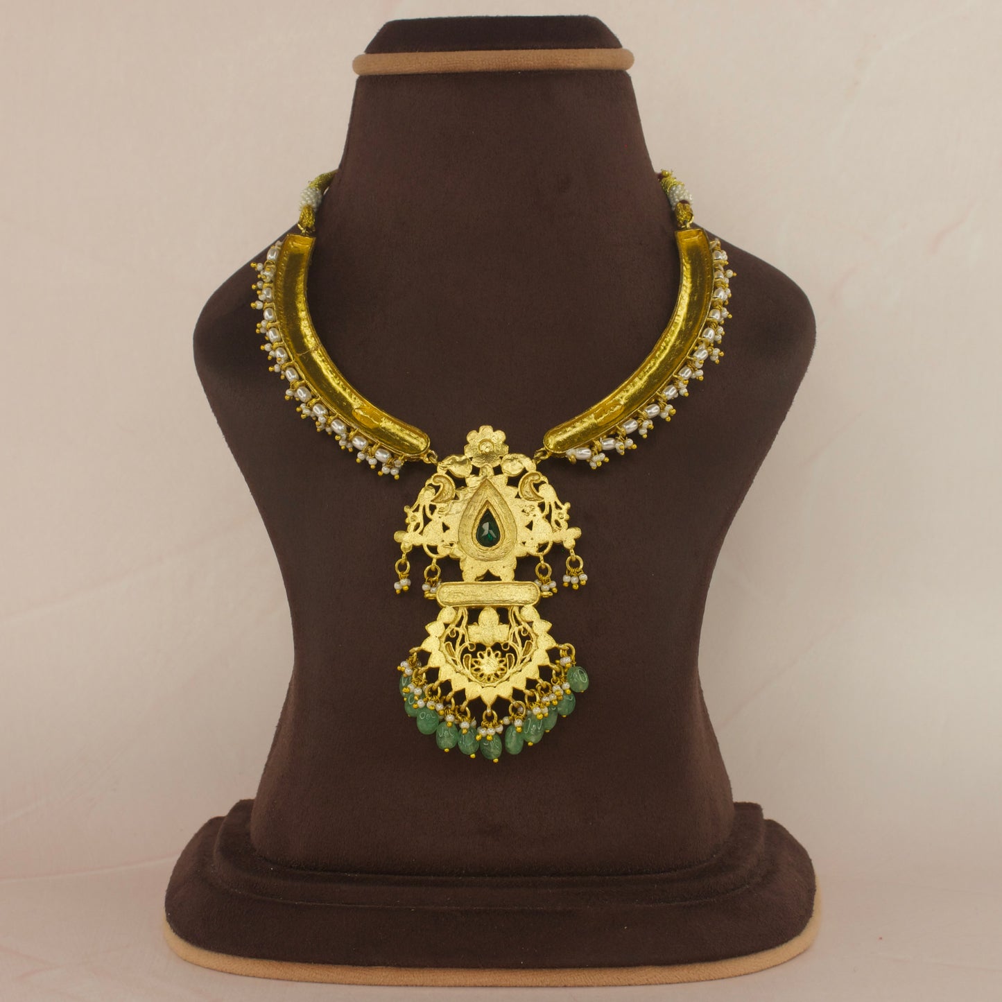 Regal Jadau Kundan Kanti Necklace with Pearl  Detailing with 22k gold plating. this product belongs to jadau kundan jewellery category