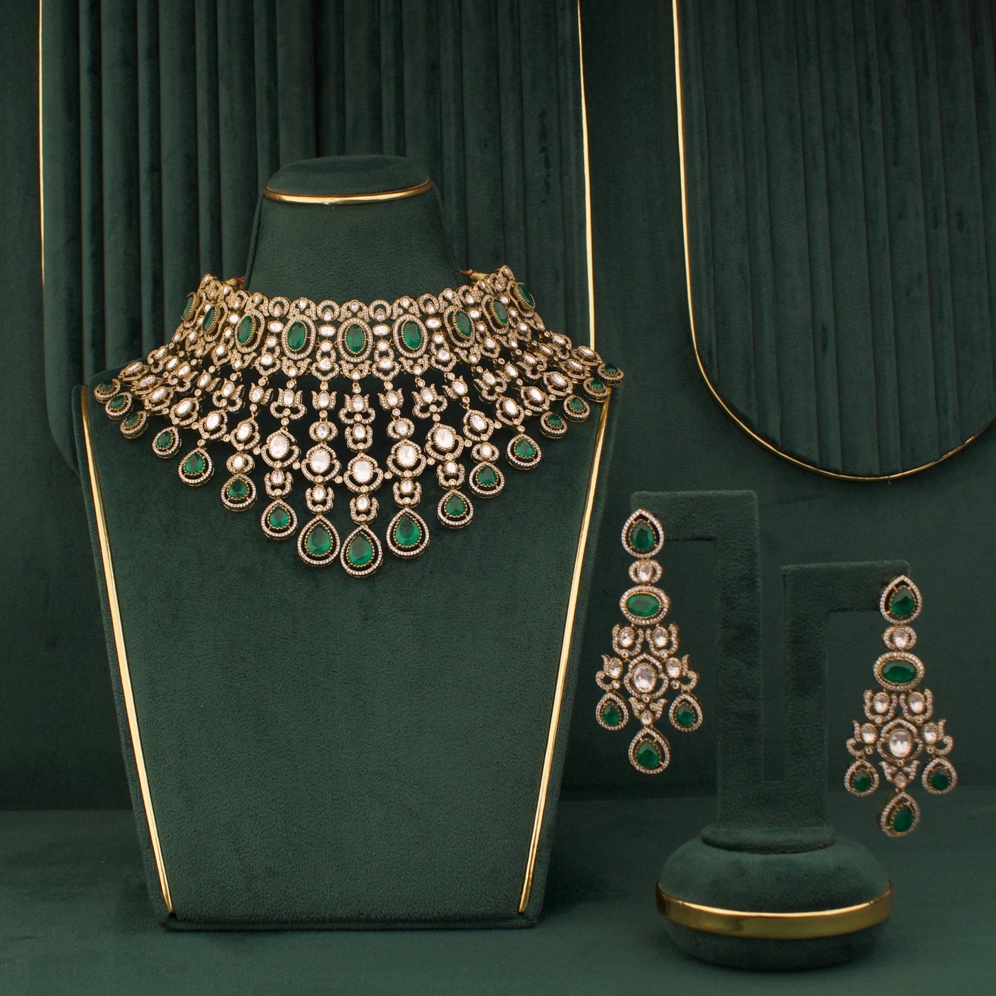 Luxury Royal Victorian Bridal Choker And Earring Set