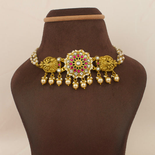 Trending Nakshi Jadau Kundan Choker With Pearl Chain