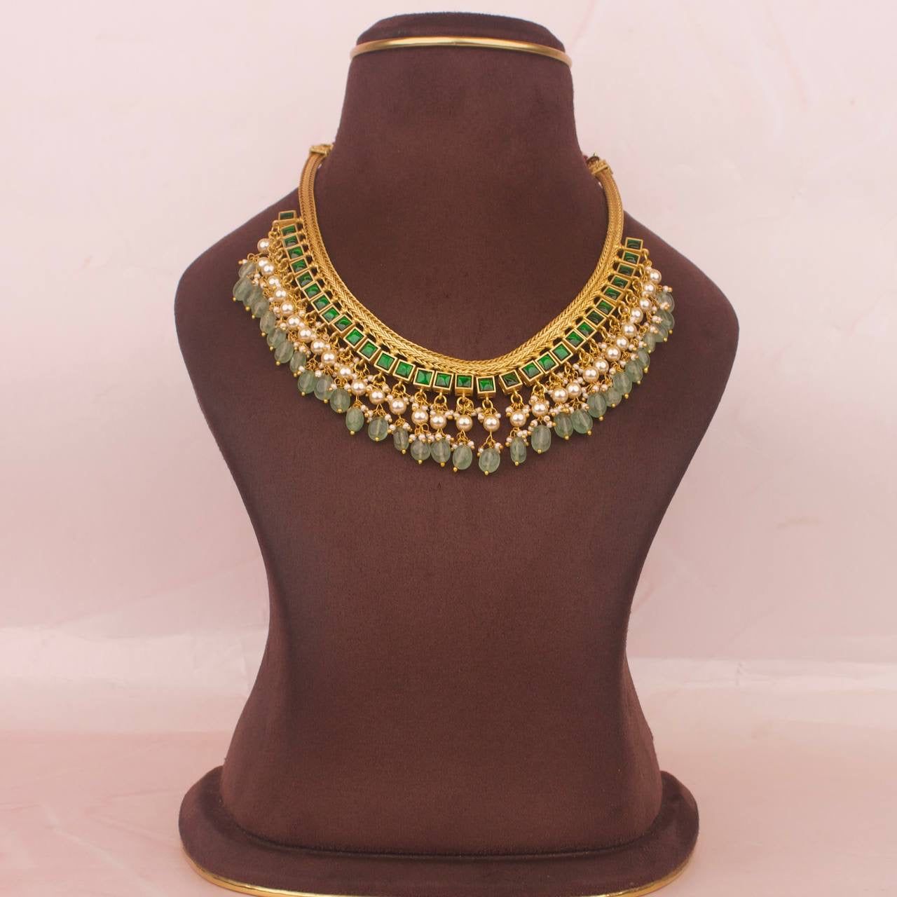 Simple Sleek Jadau Kundan Stone Nantad Chain Necklace