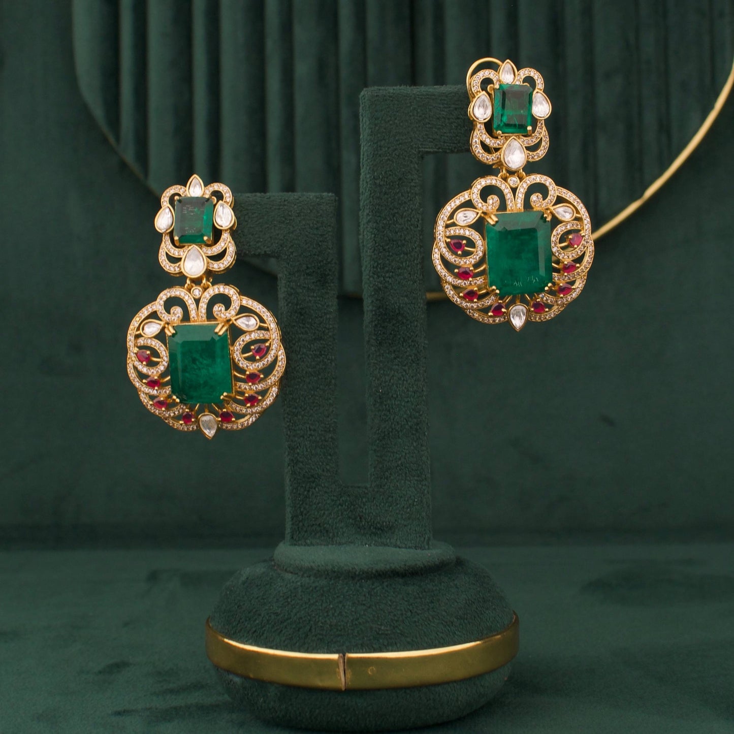 Luxury Long Victorian Necklace Set With Emerald Green Stones And Matching Earrings