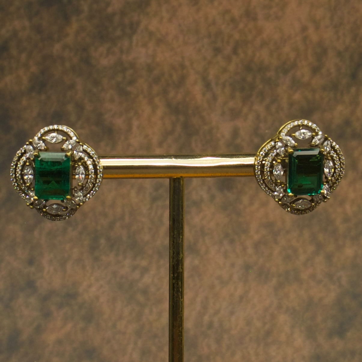 Emerald Victorian stud earrings