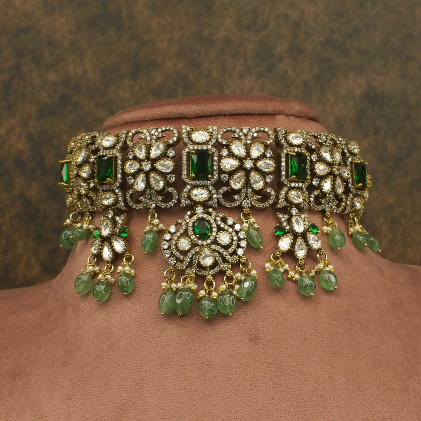 Victorian Regal Choker Necklace Set in Green and Purple with High quality Victorian finish