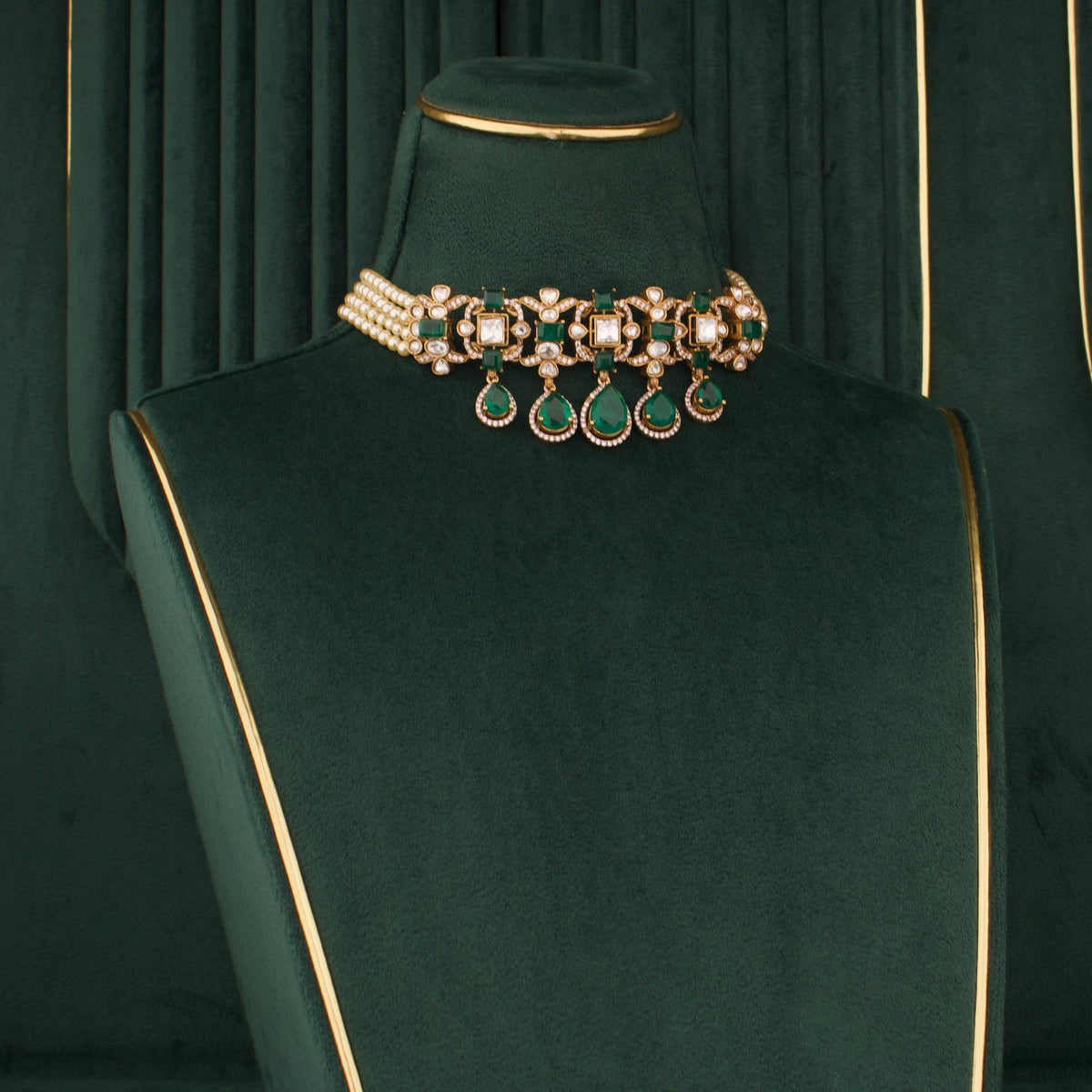 Victorian Emerald Choker Necklace with Matching Earrings Close-up Design & Gemstone Detailing - Dulhan Jewels