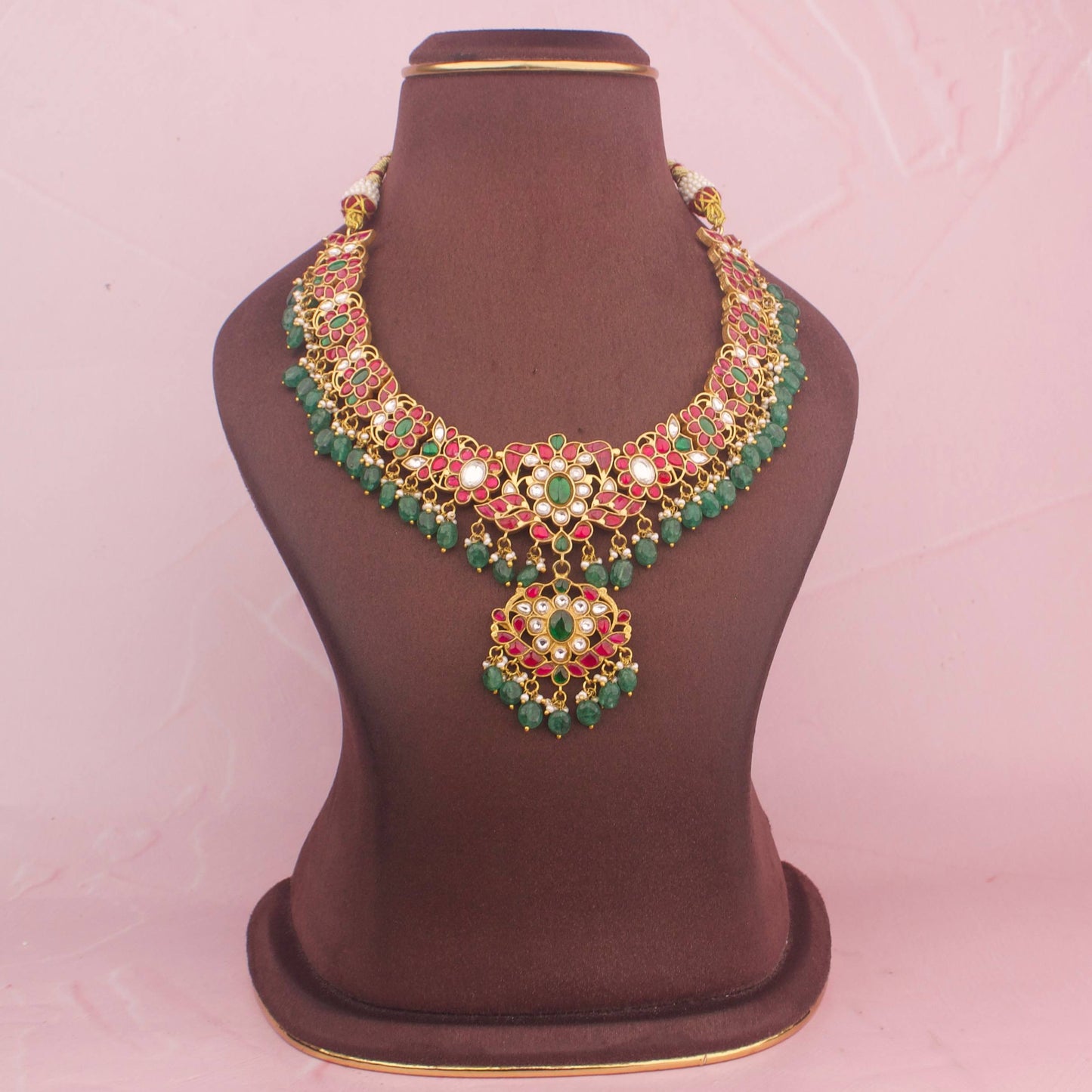 Classic Floral Jadau Kundan Necklace With Emerald Beads