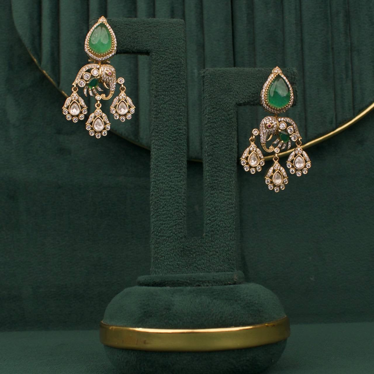 Bridal Victorian Polki Necklace Set With Matching Earrings