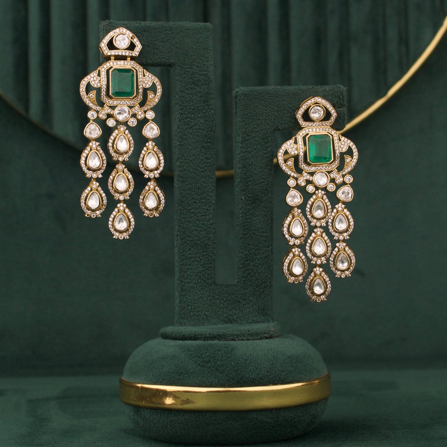 Premium Grand Victorian Polki Necklace Set With Emerald Stone And Matching Earrings